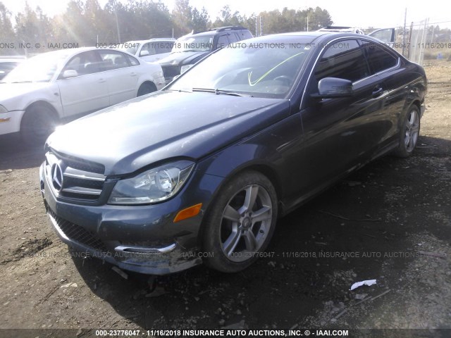 WDDGJ4HB6DG056004 - 2013 MERCEDES-BENZ C 250 GRAY photo 2