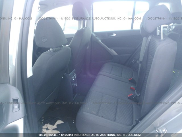 WVGBV7AXXAW503950 - 2010 VOLKSWAGEN TIGUAN SE/SEL GRAY photo 8