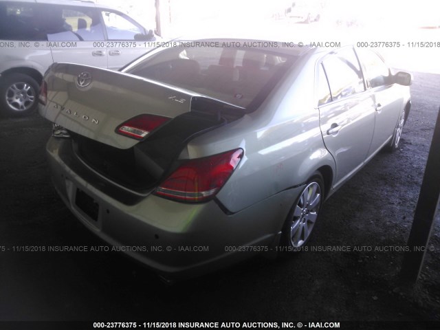 4T1BK36B56U085122 - 2006 TOYOTA AVALON XL/XLS/TOURING/LIMITED GREEN photo 4