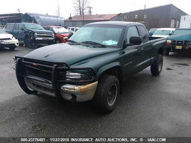 1B7GG22Y2XS159626 - 1999 DODGE DAKOTA GREEN photo 2