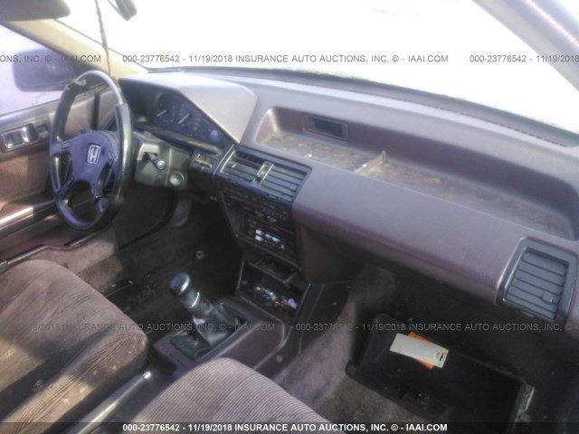 JHMCA5542JC064929 - 1988 HONDA ACCORD LXI WHITE photo 5