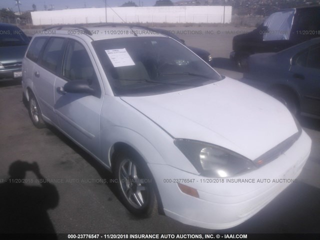 1FAFP36P5YW426275 - 2000 FORD FOCUS SE/SE COMFORT WHITE photo 1