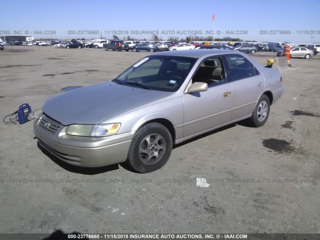 4T1BG22K9VU129266 - 1997 TOYOTA CAMRY CE/LE/XLE TAN photo 2