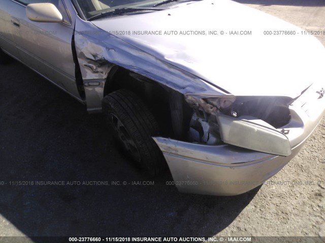 4T1BG22K9VU129266 - 1997 TOYOTA CAMRY CE/LE/XLE TAN photo 6