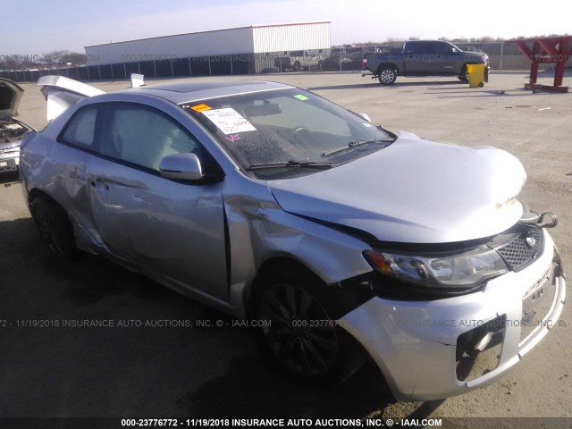 KNAFW6A36B5364205 - 2011 KIA FORTE SX SILVER photo 6