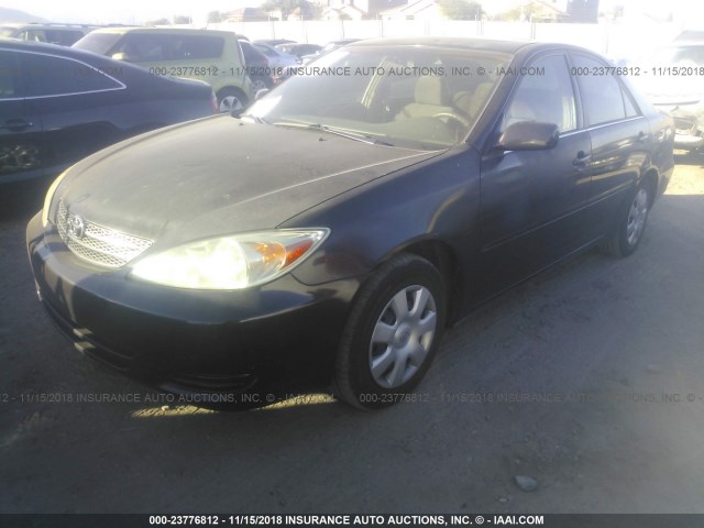 4T1BE32K83U776427 - 2003 TOYOTA CAMRY LE/XLE/SE BLACK photo 2