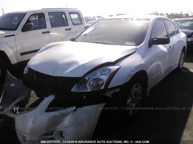 1N4AL2AP8CN569436 - 2012 NISSAN ALTIMA S WHITE photo 2