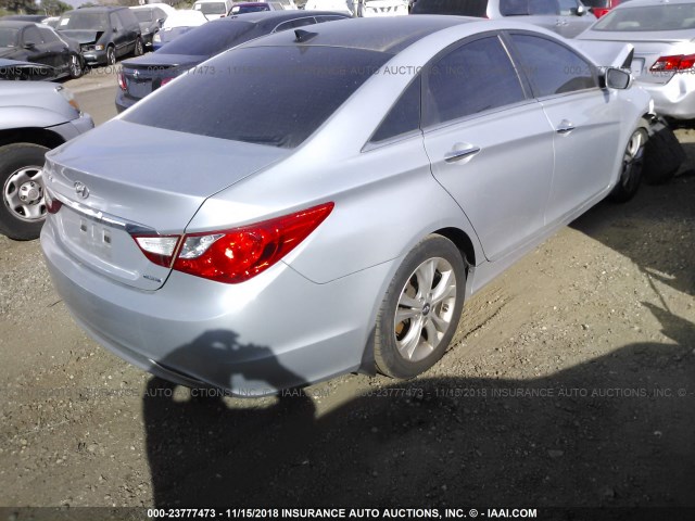 5NPEC4AC1CH473135 - 2012 HYUNDAI SONATA SE/LIMITED SILVER photo 4