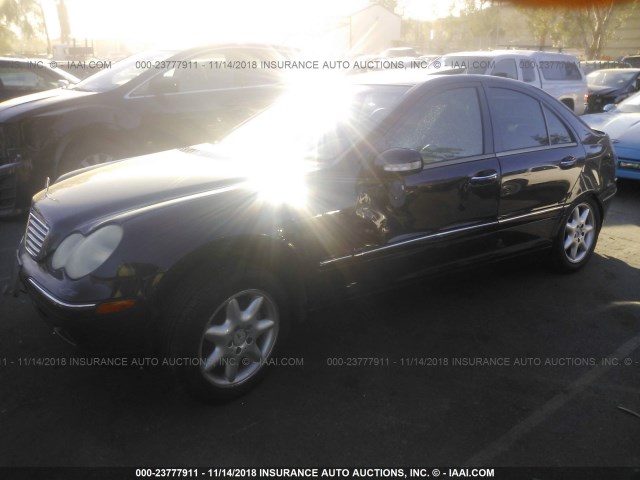 WDBRF61J81F071170 - 2001 MERCEDES-BENZ C 240 BLUE photo 2