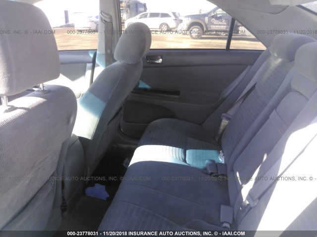 4T1BE32K55U625337 - 2005 TOYOTA CAMRY LE/XLE/SE WHITE photo 8