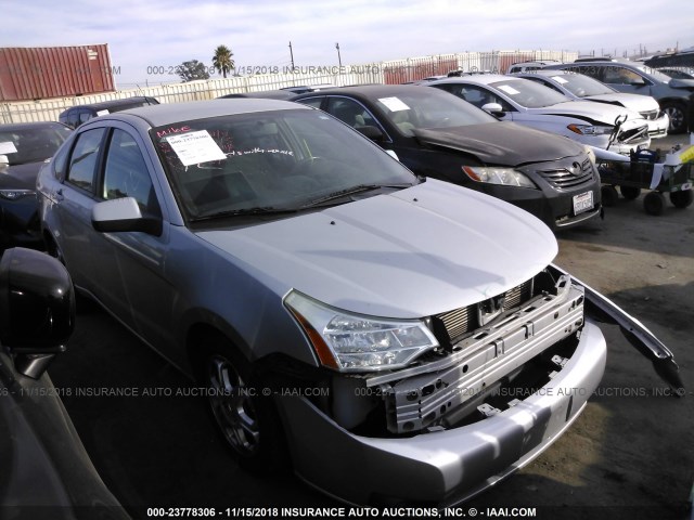 1FAHP36N59W260770 - 2009 FORD FOCUS SES SILVER photo 1