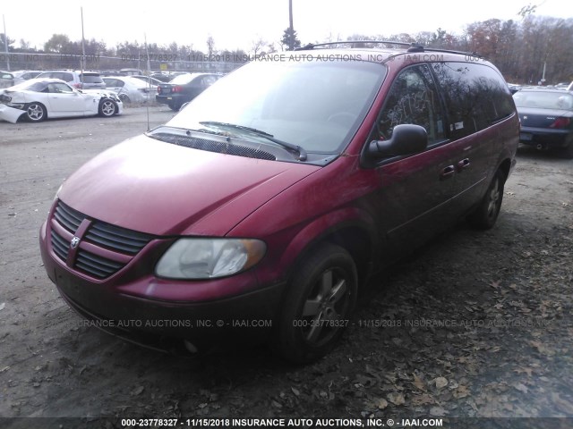 2D4GP44L25R219998 - 2005 DODGE GRAND CARAVAN SXT RED photo 2