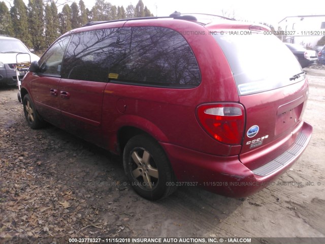 2D4GP44L25R219998 - 2005 DODGE GRAND CARAVAN SXT RED photo 3