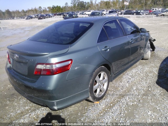 4T1BK46K27U517785 - 2007 TOYOTA CAMRY NEW GENERAT LE/XLE/SE GREEN photo 4