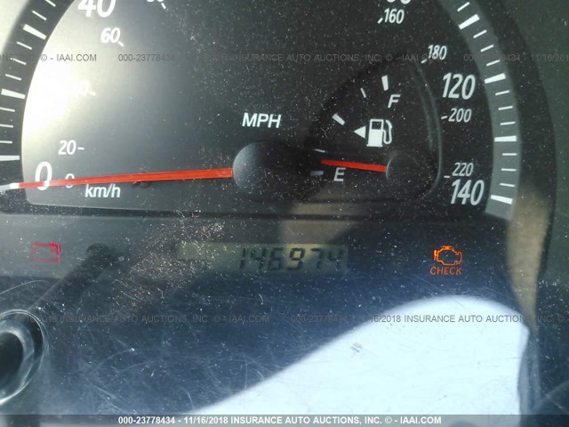 JTDBE30K330183671 - 2003 TOYOTA CAMRY LE/XLE SILVER photo 7