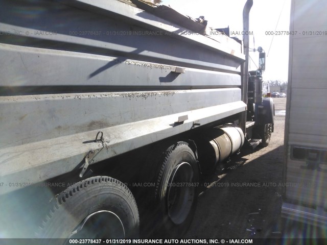 1XKWDB9X6YJ845939 - 2000 KENWORTH CONSTRUCTION W900 BLUE photo 4