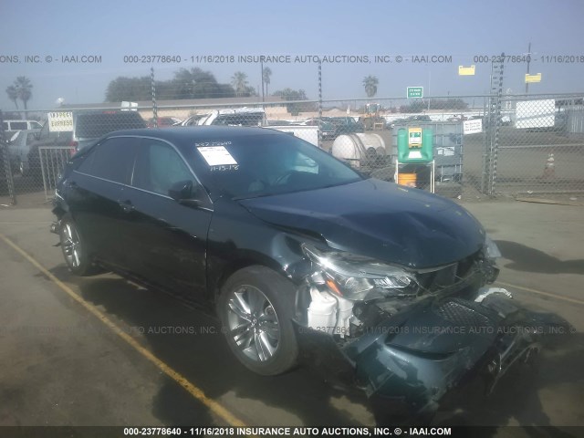 4T1BF1FK2HU386278 - 2017 TOYOTA CAMRY LE/XLE/SE/XSE BLUE photo 1