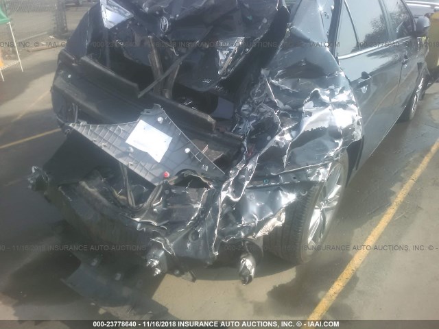 4T1BF1FK2HU386278 - 2017 TOYOTA CAMRY LE/XLE/SE/XSE BLUE photo 6