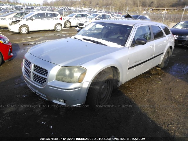 2D4FV48V15H117191 - 2005 DODGE MAGNUM SXT SILVER photo 2