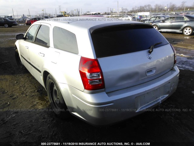 2D4FV48V15H117191 - 2005 DODGE MAGNUM SXT SILVER photo 3