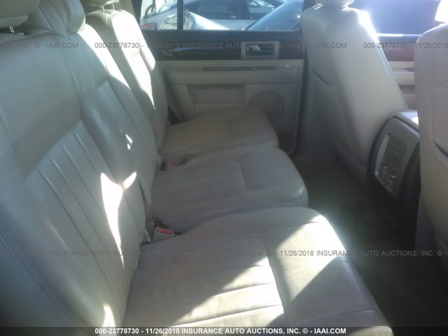 5LMFU27R83LJ33874 - 2003 LINCOLN NAVIGATOR BLACK photo 8
