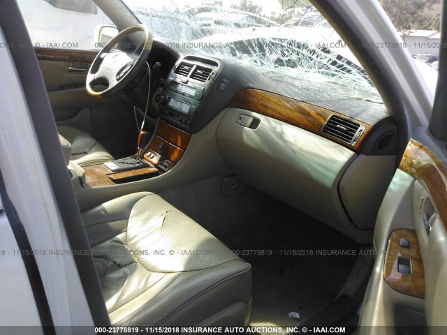 JTHBN36F040146202 - 2004 LEXUS LS 430 WHITE photo 5