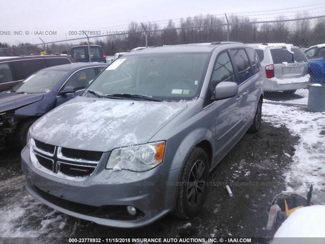 2C4RDGCG5HR749956 - 2017 DODGE GRAND CARAVAN SXT GRAY photo 2