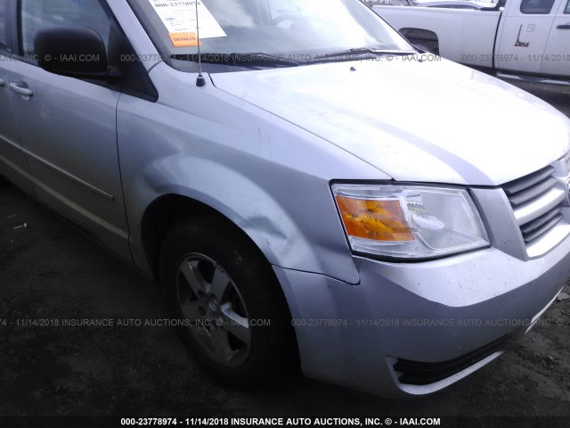 2D8HN44E69R660579 - 2009 DODGE GRAND CARAVAN SE SILVER photo 6