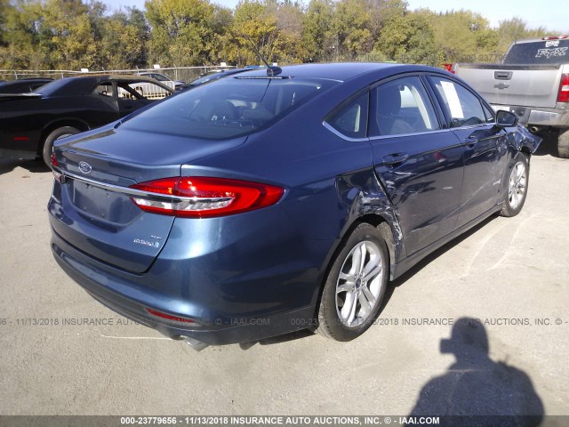 3FA6P0LU8JR226251 - 2018 FORD FUSION SE HYBRID BLUE photo 4