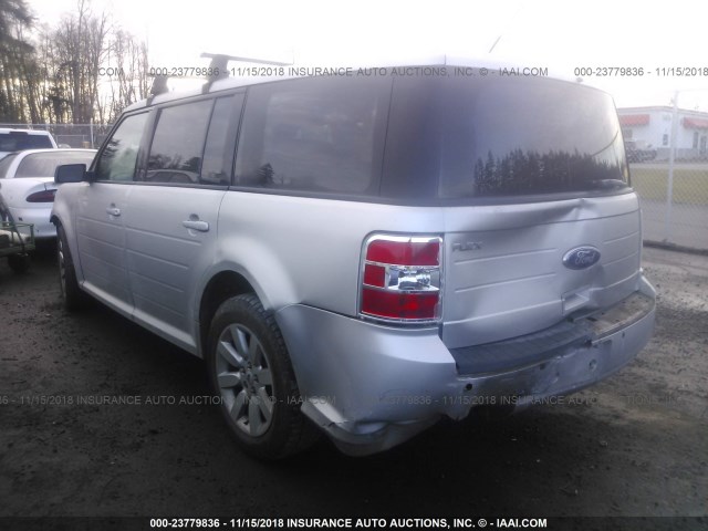 2FMDK51C19BB07793 - 2009 FORD FLEX SE SILVER photo 3