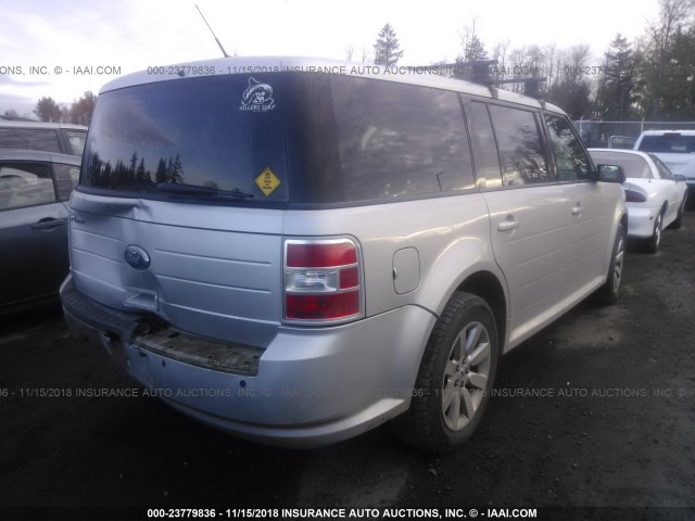 2FMDK51C19BB07793 - 2009 FORD FLEX SE SILVER photo 4