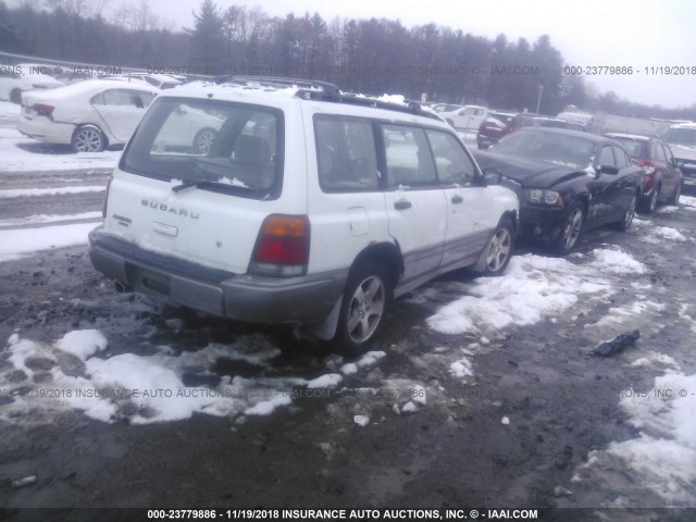 JF1SF6552YH724905 - 2000 SUBARU FORESTER S WHITE photo 4