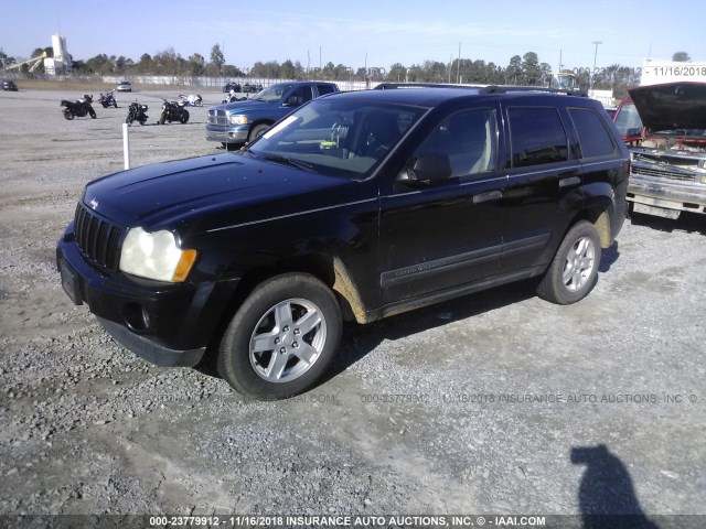 1J4GR48K85C721880 - 2005 JEEP GRAND CHEROKEE LAREDO/COLUMBIA/FREEDOM 黑色 照片 2