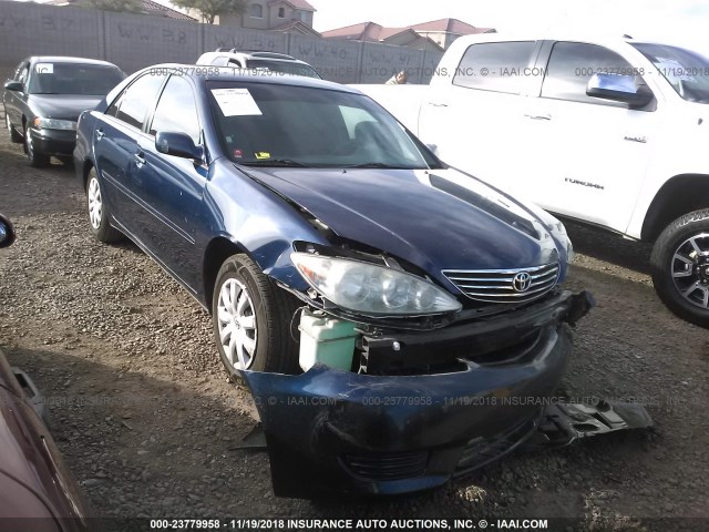 4T1BE30K65U035649 - 2005 TOYOTA CAMRY LE/XLE/SE BLUE photo 1
