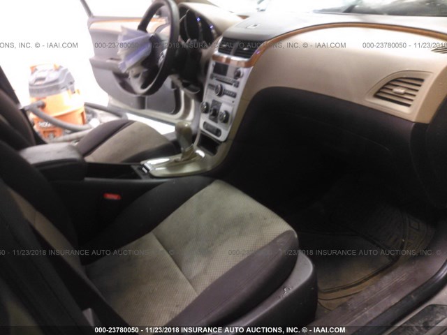 1G1ZH57B68F238425 - 2008 CHEVROLET MALIBU 1LT BROWN photo 5