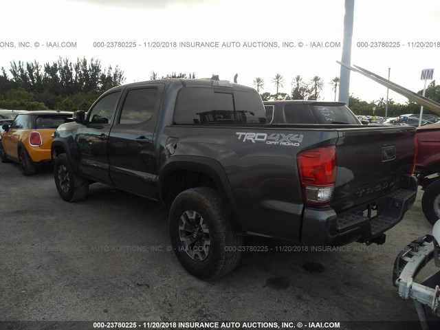 3TMCZ5AN5HM119701 - 2017 TOYOTA TACOMA DBL CAB/SR/TRDSPT/OR/PRO GRAY photo 3