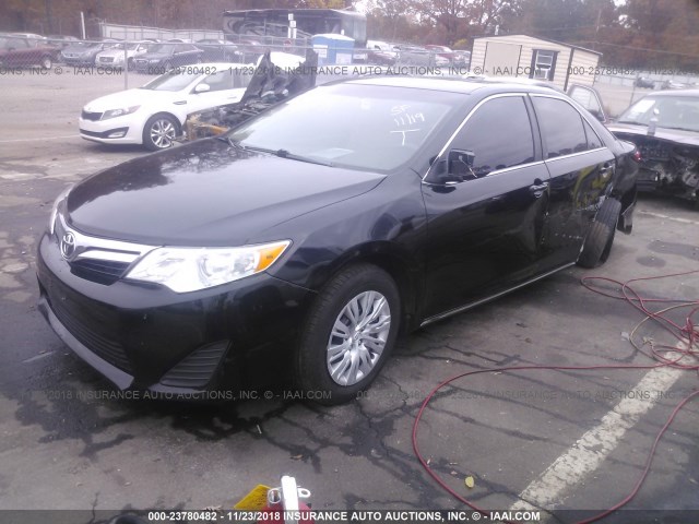 4T1BF1FK6DU676145 - 2013 TOYOTA CAMRY L/SE/LE/XLE 黑色 照片 2