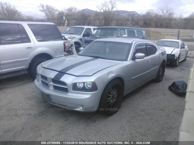 2B3LA53H46H322574 - 2006 DODGE CHARGER R/T SILVER photo 2