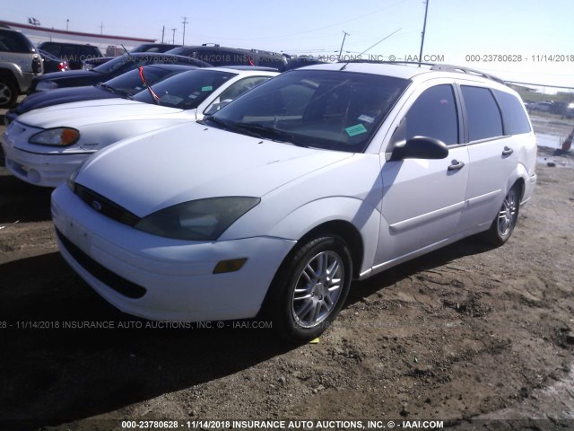 1FAFP36323W300798 - 2003 FORD FOCUS SE/SE SPORT/ZTW WHITE photo 2