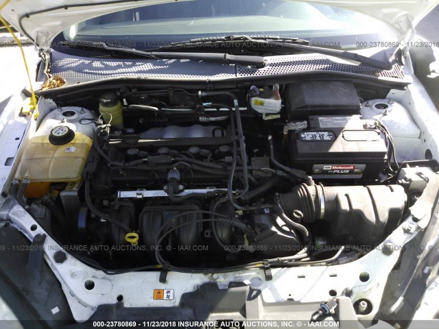 1FAFP34N35W317035 - 2005 FORD FOCUS ZX4 WHITE photo 10