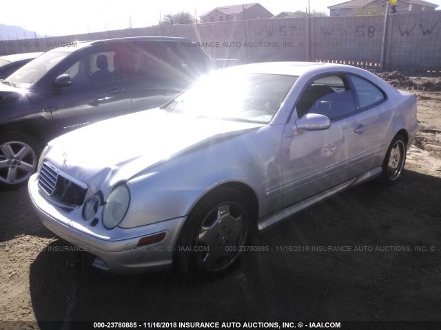 WDBLJ74G32T112804 - 2002 MERCEDES-BENZ CLK 55 AMG SILVER photo 2