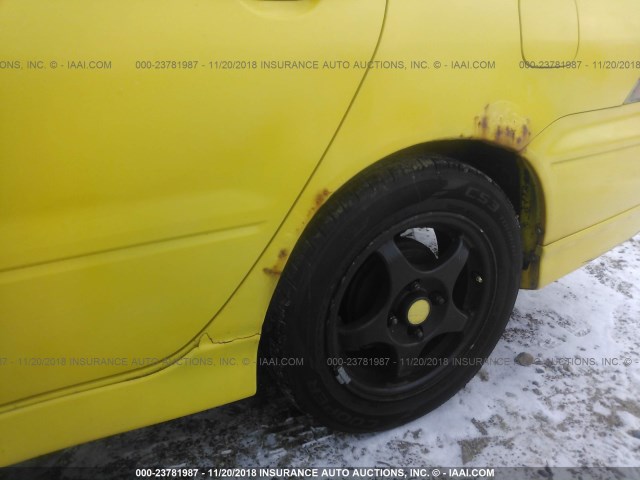 JA3AJ86EX2U066293 - 2002 MITSUBISHI LANCER OZ RALLY YELLOW photo 6