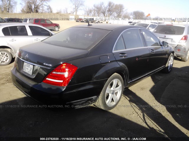 WDDNG9EBXCA447441 - 2012 MERCEDES-BENZ S 550 4MATIC BLACK photo 4