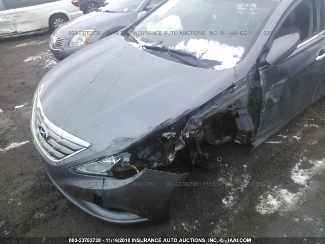 5NPEC4AC1BH242430 - 2011 HYUNDAI SONATA SE/LIMITED GRAY photo 6