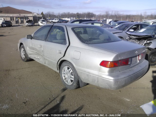 4T1BG22K91U022616 - 2001 TOYOTA CAMRY CE/LE/XLE SILVER photo 3