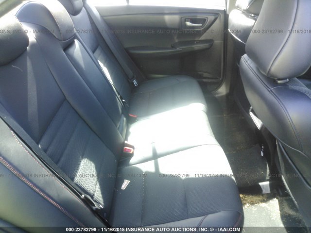 4T1BF1FK1HU691559 - 2017 TOYOTA CAMRY LE/XLE/SE/XSE Dark Blue photo 8