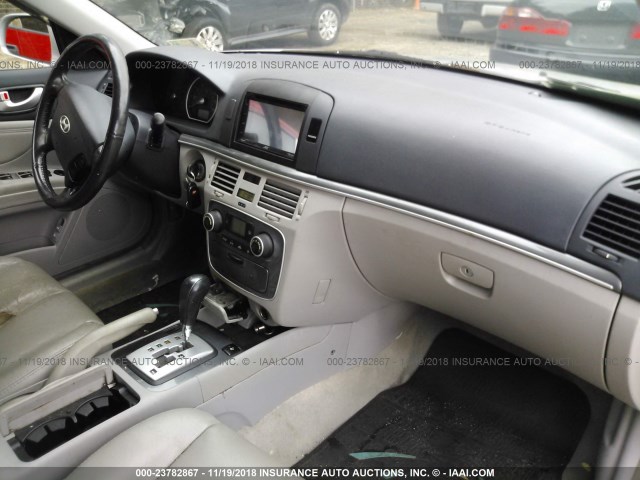 5NPEU46F66H065234 - 2006 HYUNDAI SONATA GLS/LX SILVER photo 5