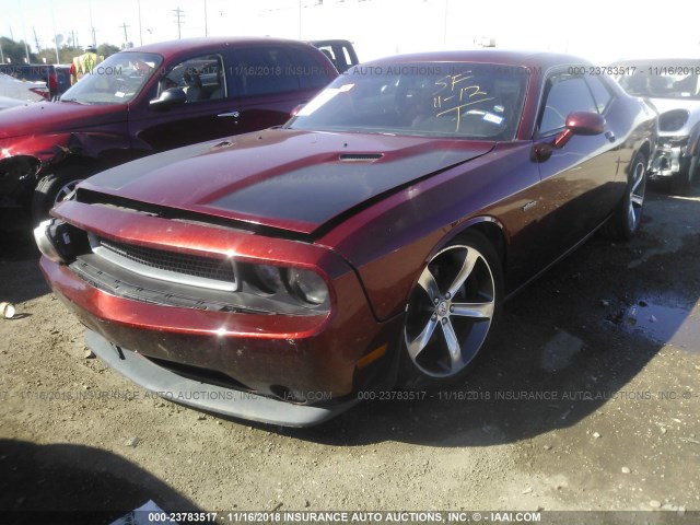 2C3CDYAG2EH225040 - 2014 DODGE CHALLENGER SXT MAROON photo 2