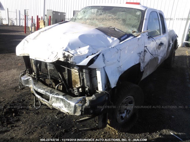 1GCHK39648E213151 - 2008 CHEVROLET SILVERADO K3500 WHITE photo 2