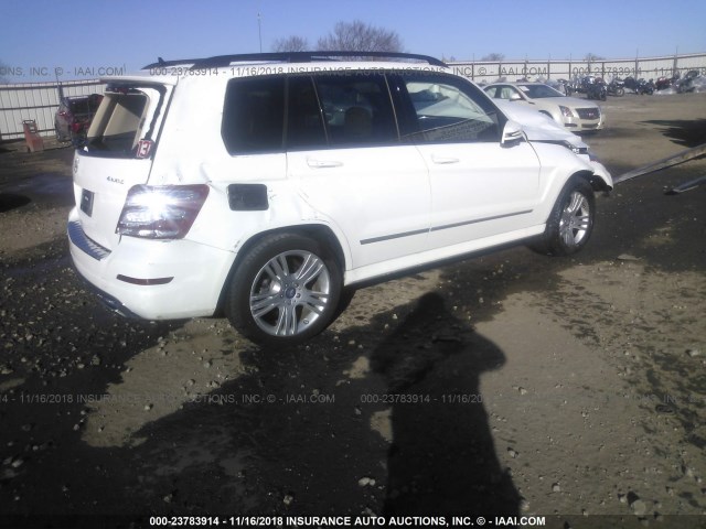 WDCGG8JBXFG346138 - 2015 MERCEDES-BENZ GLK 350 4MATIC WHITE photo 4